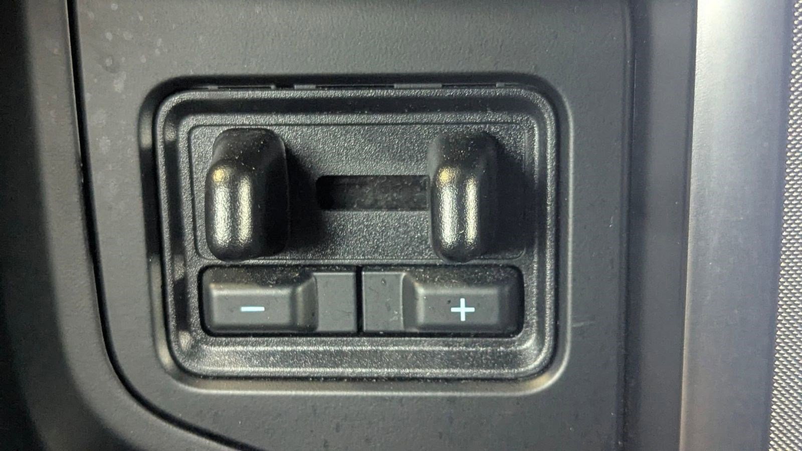 Certified 2024 Ford Expedition Platinum image 28