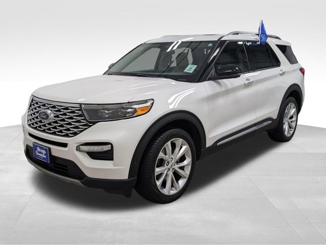 Certified 2022 Ford Explorer Platinum w/ Equipment Group 601A AWD/4WD image 18