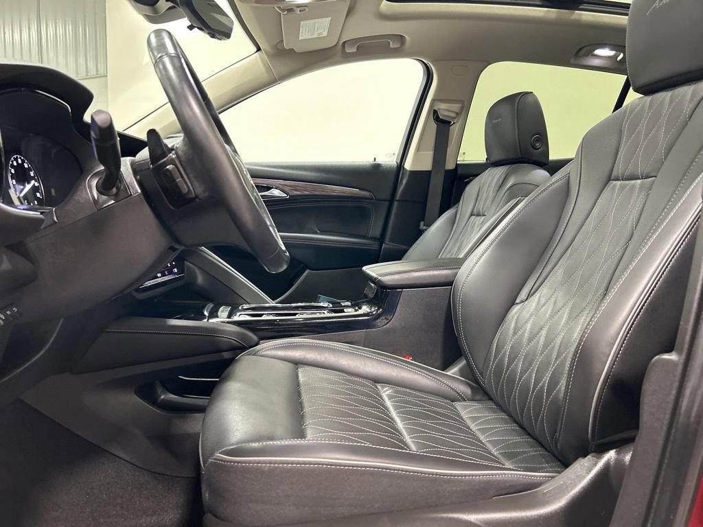 Used 2023 Buick Envision Avenir AWD/4WD image 11