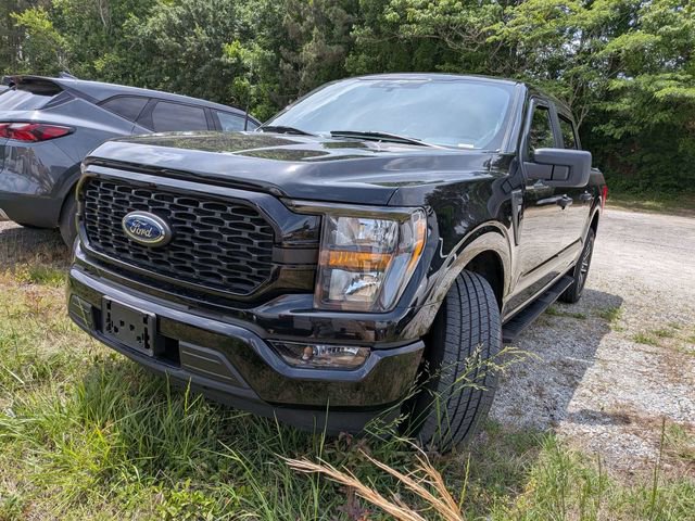 Certified 2023 Ford F150 XL w/ STX Appearance Package RWD image 3