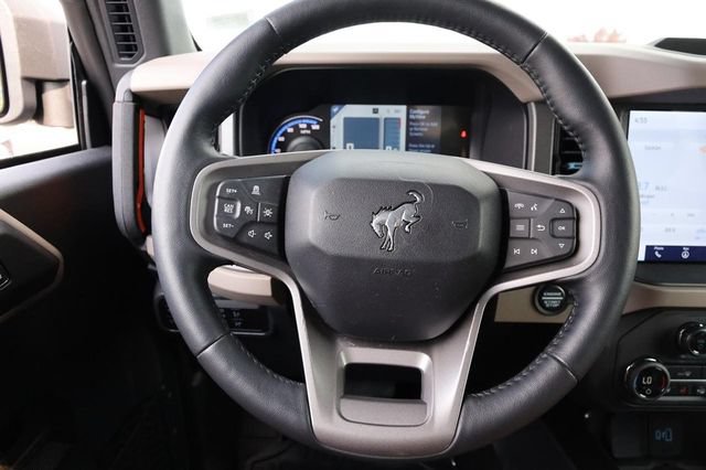 Certified 2024 Ford Bronco Wildtrak AWD/4WD image 11
