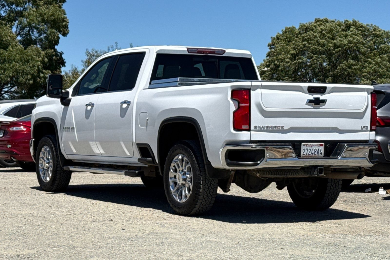 Used 2024 Chevrolet Silverado 2500 LTZ w/ LTZ Premium Package AWD/4WD image 6