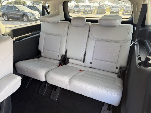Certified 2025 Ford Expedition Max Platinum w/ Driver's Package AWD/4WD image 24