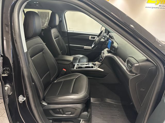 Certified 2024 Ford Explorer XLT w/ Equipment Group 202A AWD/4WD image 7