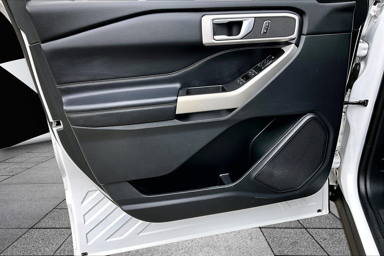 Certified 2021 Ford Explorer XLT AWD/4WD image 16