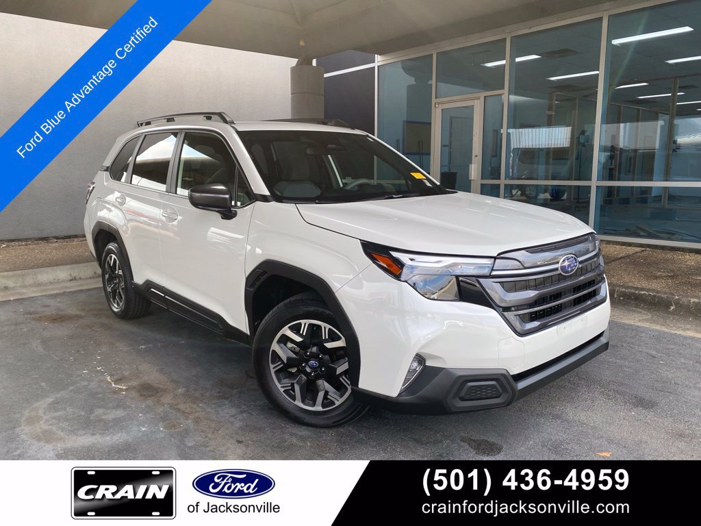 Used 2025 Subaru Forester Premium AWD/4WD image 1