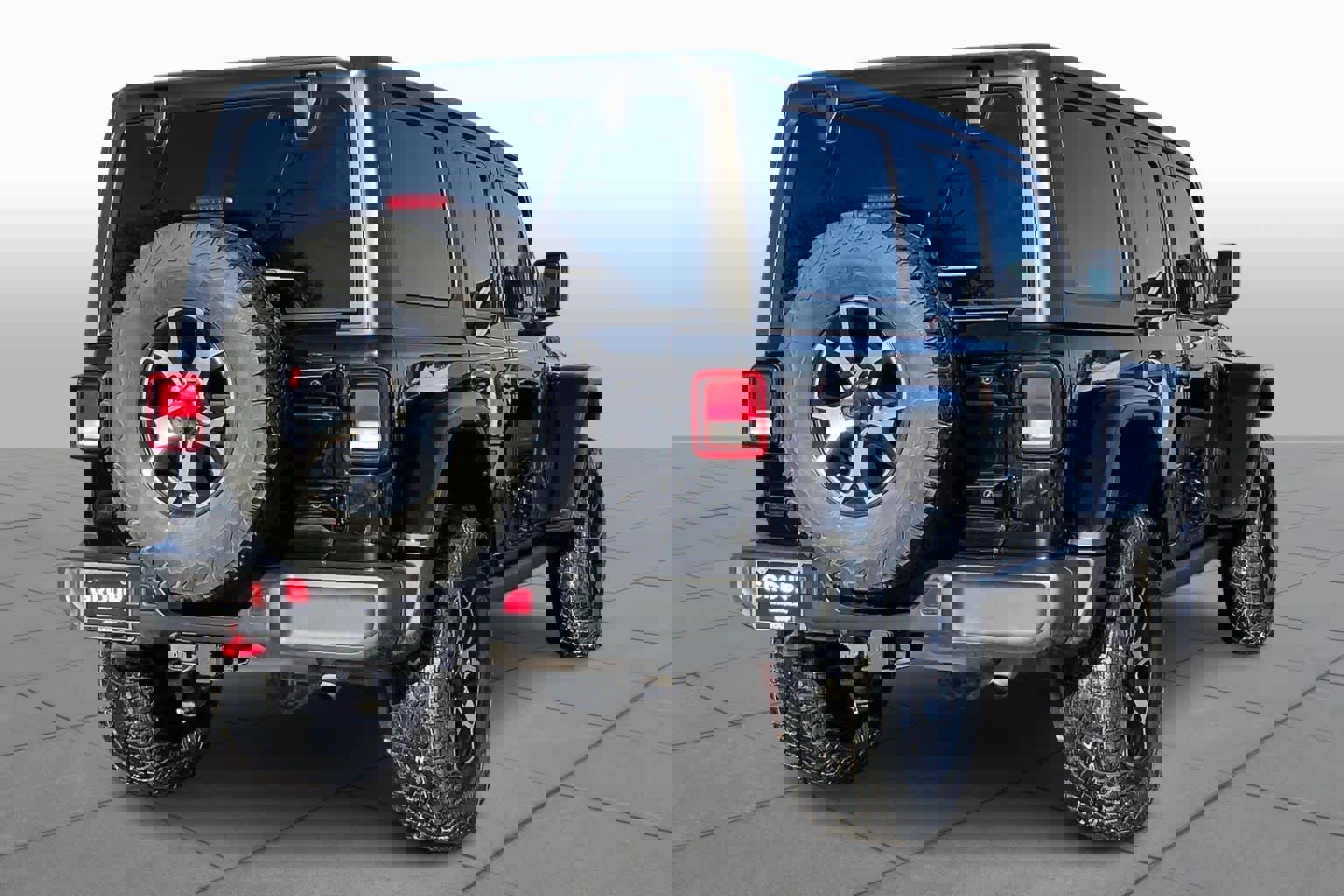 Used 2023 Jeep Wrangler Unlimited Rubicon image 3