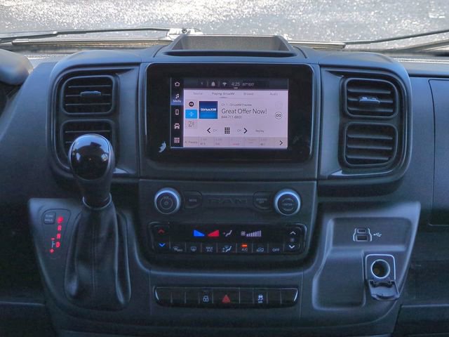 Used 2025 RAM ProMaster 2500 w/ Convenience Group image 18