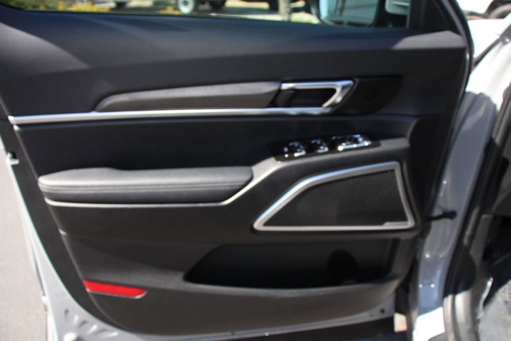 Used 2023 Kia Telluride EX X-Line AWD/4WD image 22