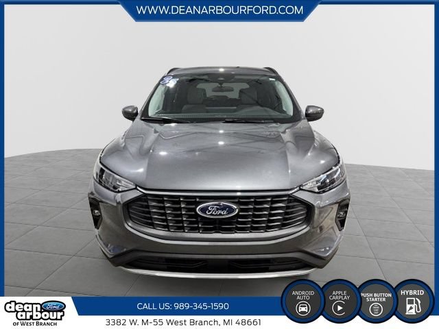 Certified 2025 Ford Escape SE w/ Class II Trailer Tow Package FWD image 2