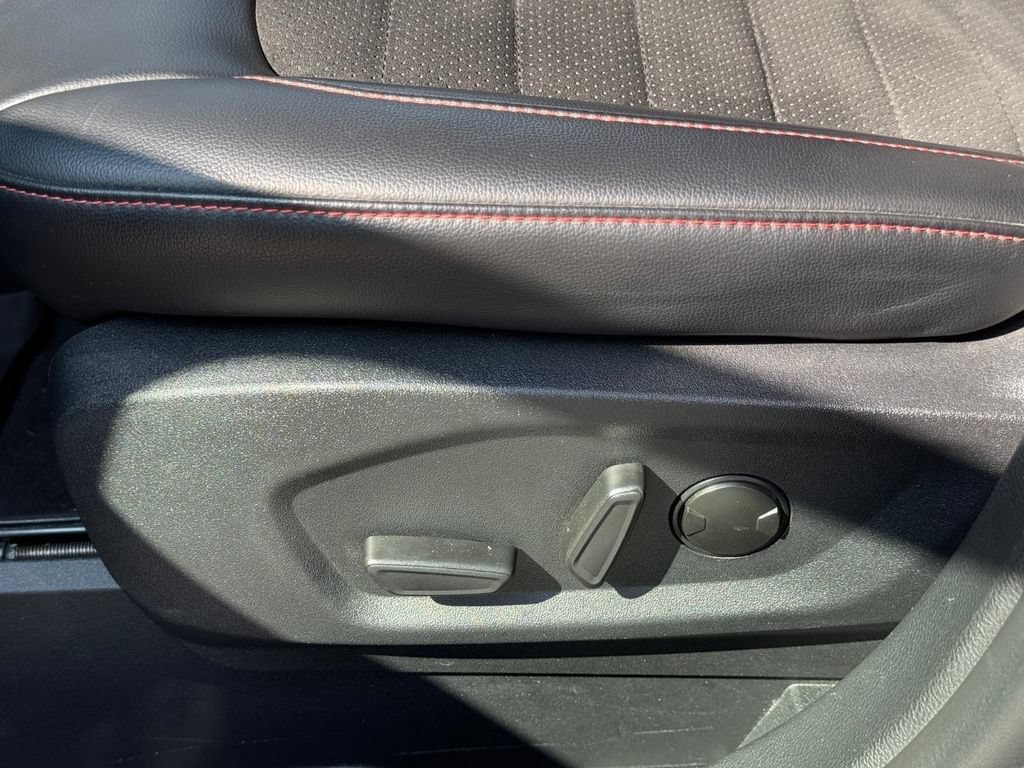 Certified 2024 Ford Edge ST-Line AWD/4WD image 20