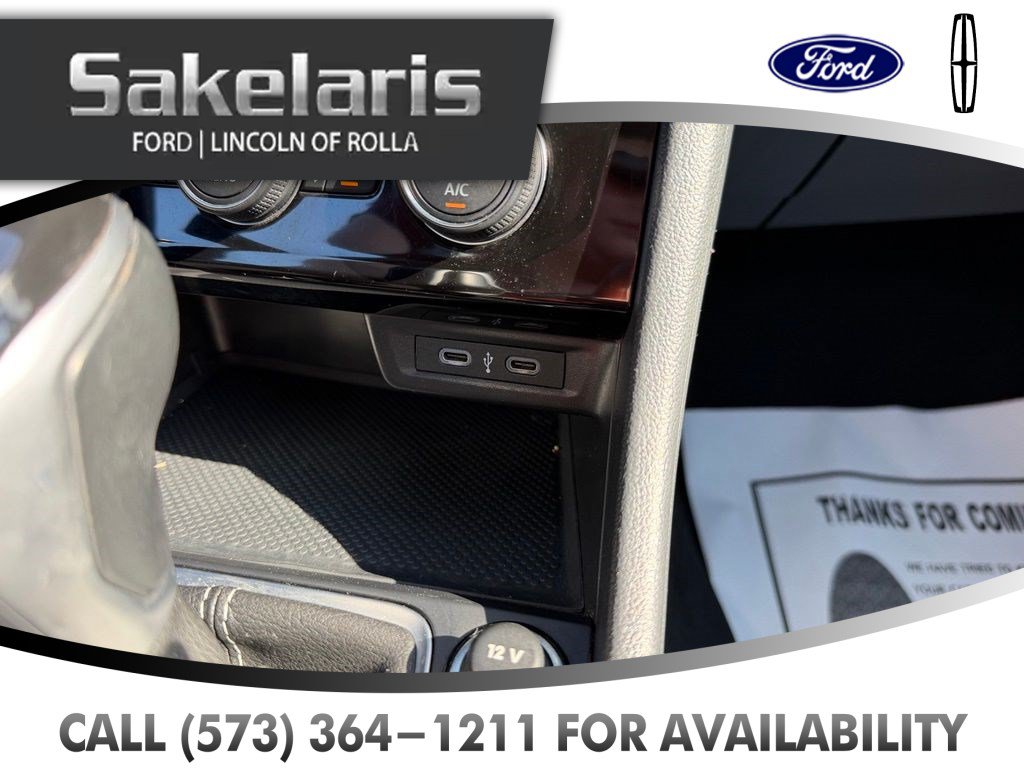 Used 2024 Volkswagen Jetta SE FWD image 26