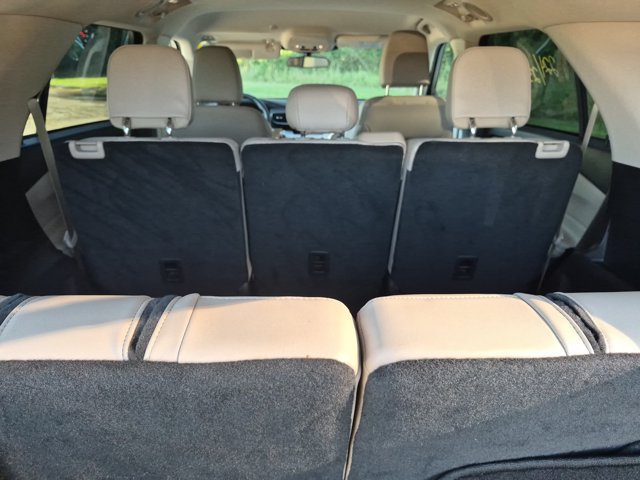 Certified 2023 Ford Explorer XLT w/ Equipment Group 202A RWD image 30