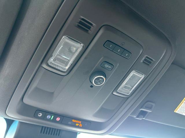 Used 2024 Chevrolet Tahoe LT RWD image 32