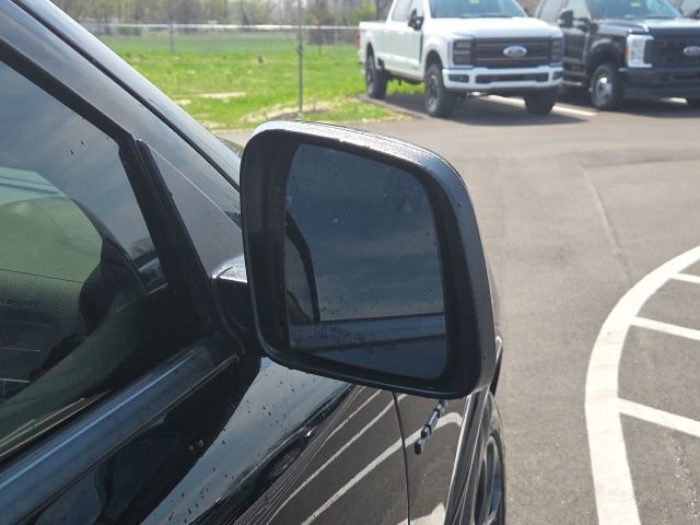 Used 2024 Dodge Durango R/T w/ Tow 'N Go Package AWD/4WD image 9