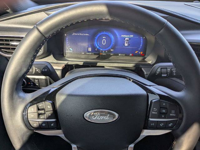 Certified 2024 Ford Explorer Platinum w/ Technology Package AWD/4WD image 32