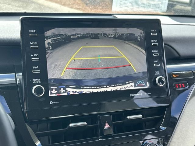 Used 2022 Toyota Camry XLE w/ Cold Weather Package image 36