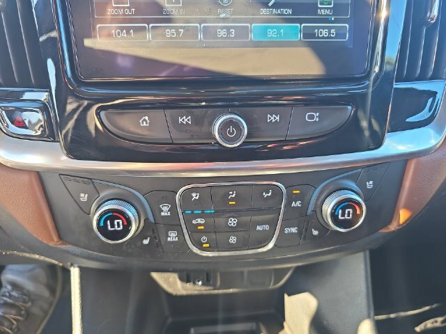 Used 2018 Chevrolet Traverse High Country AWD/4WD image 19