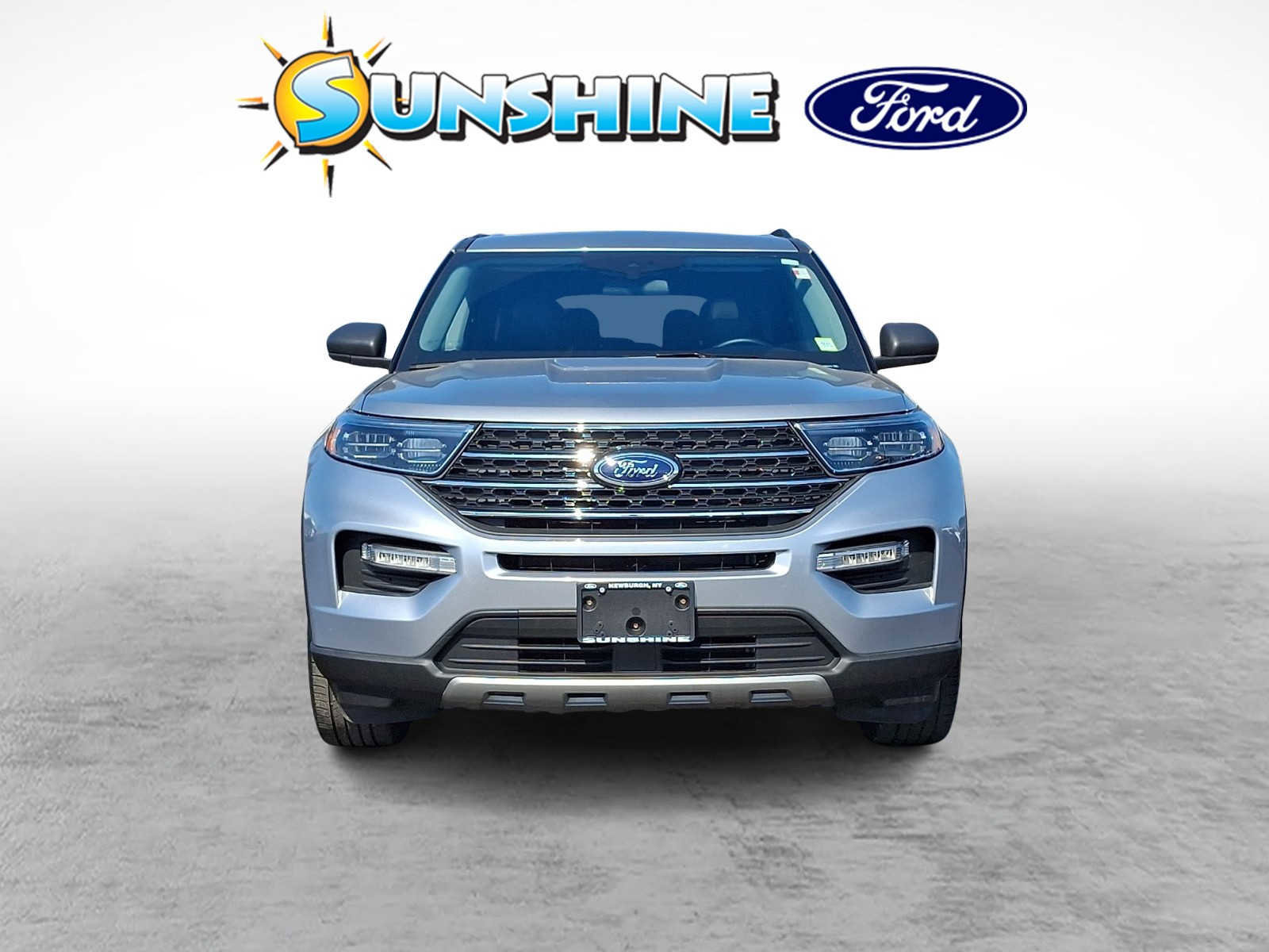 Certified 2022 Ford Explorer XLT w/ Equipment Group 202A image 7