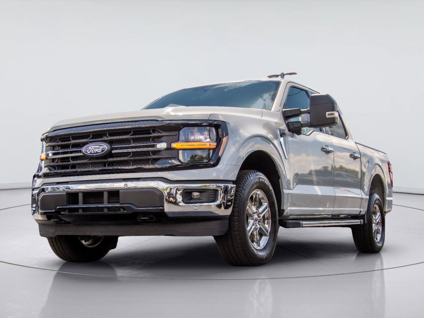 Certified 2024 Ford F150 XLT w/ Equipment Group 302A MID AWD/4WD image 4