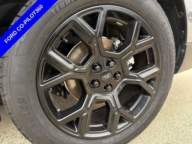 Certified 2025 Ford Maverick XLT w/ Black Appearance Package AWD/4WD image 12