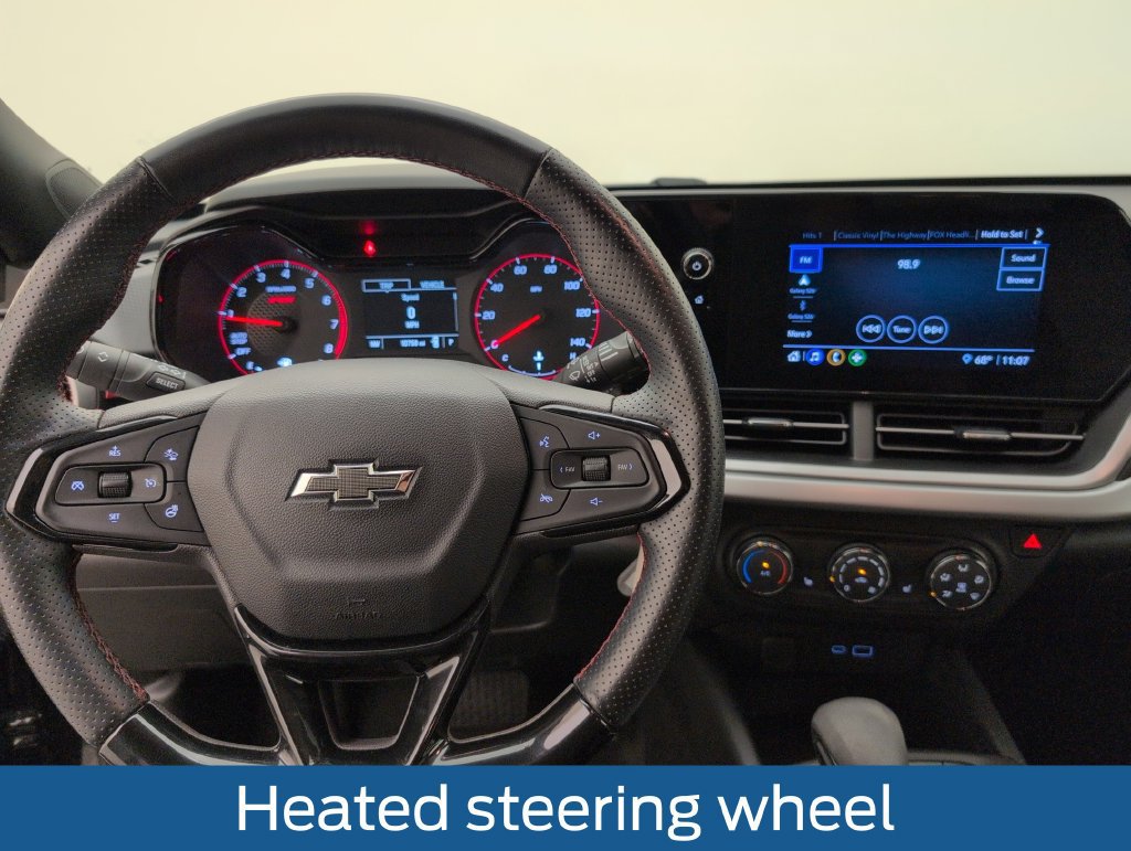 Used 2024 Chevrolet Trax RS FWD image 21