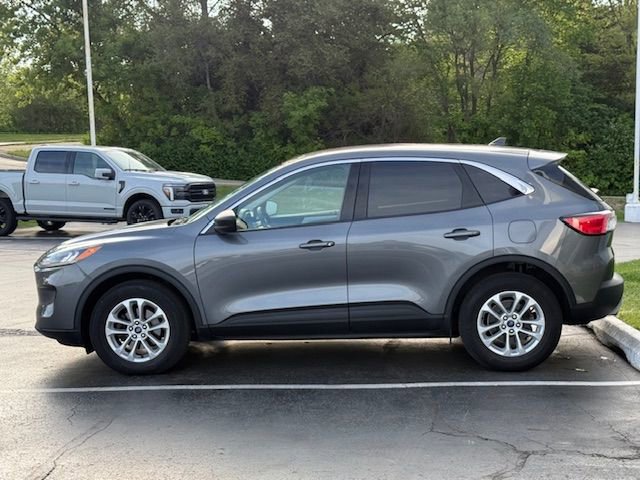 Certified 2022 Ford Escape SE w/ Cold Weather Package AWD/4WD image 4