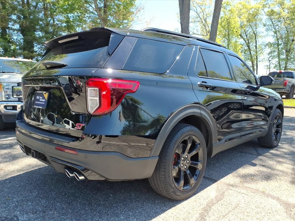 Certified 2023 Ford Explorer ST w/ Equipment Group 401A AWD/4WD image 2