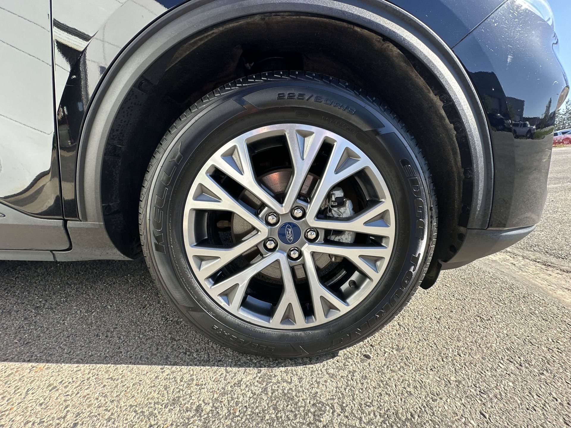 Certified 2022 Ford Escape SEL AWD/4WD image 10