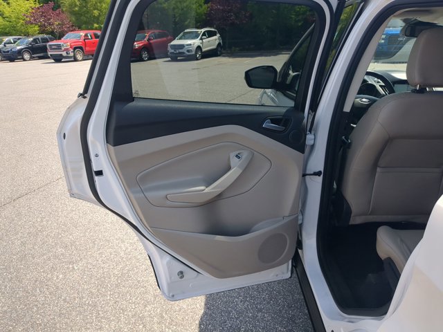 Certified 2019 Ford Escape Titanium FWD image 30