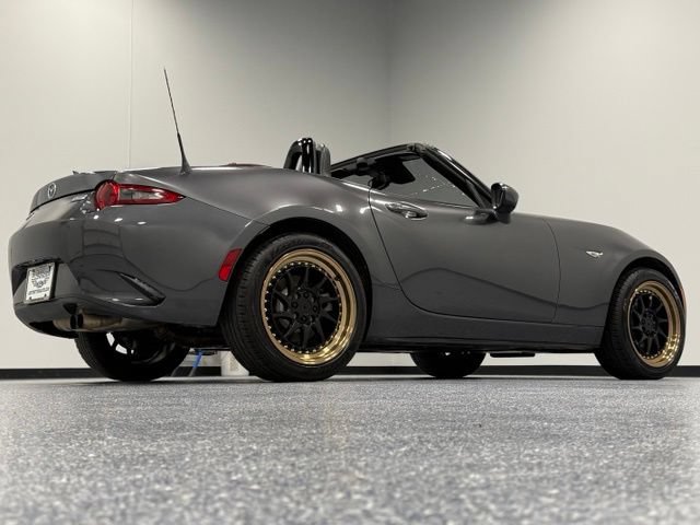 Used 2018 MAZDA MX-5 Miata Grand Touring RWD image 17
