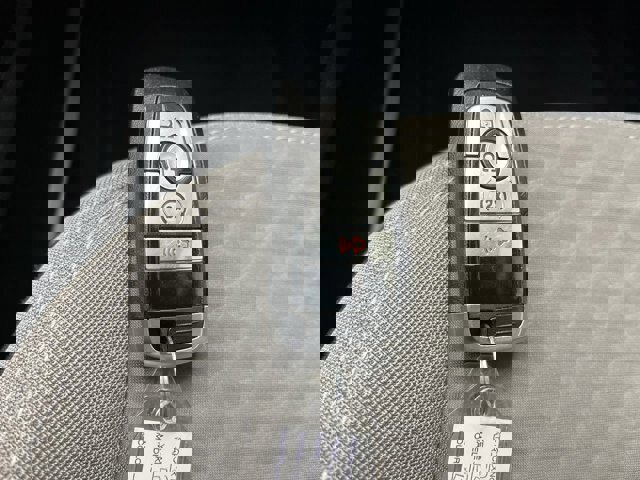 Certified 2022 Ford Escape SE w/ Cold Weather Package image 32