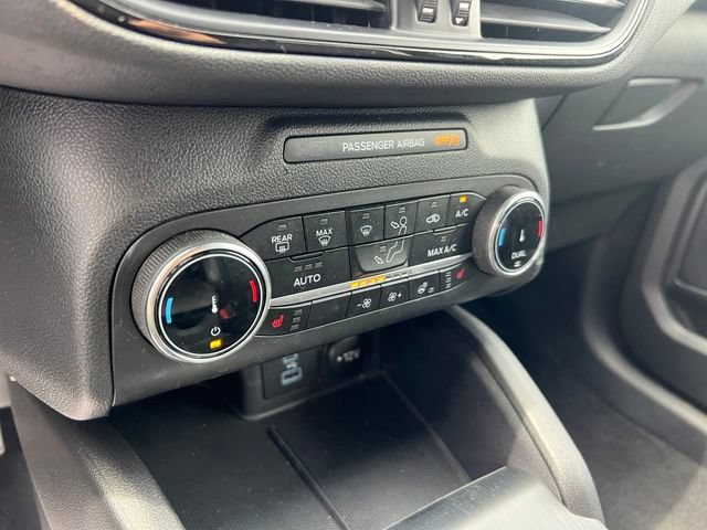 Certified 2023 Ford Escape ST-Line Select AWD/4WD image 14