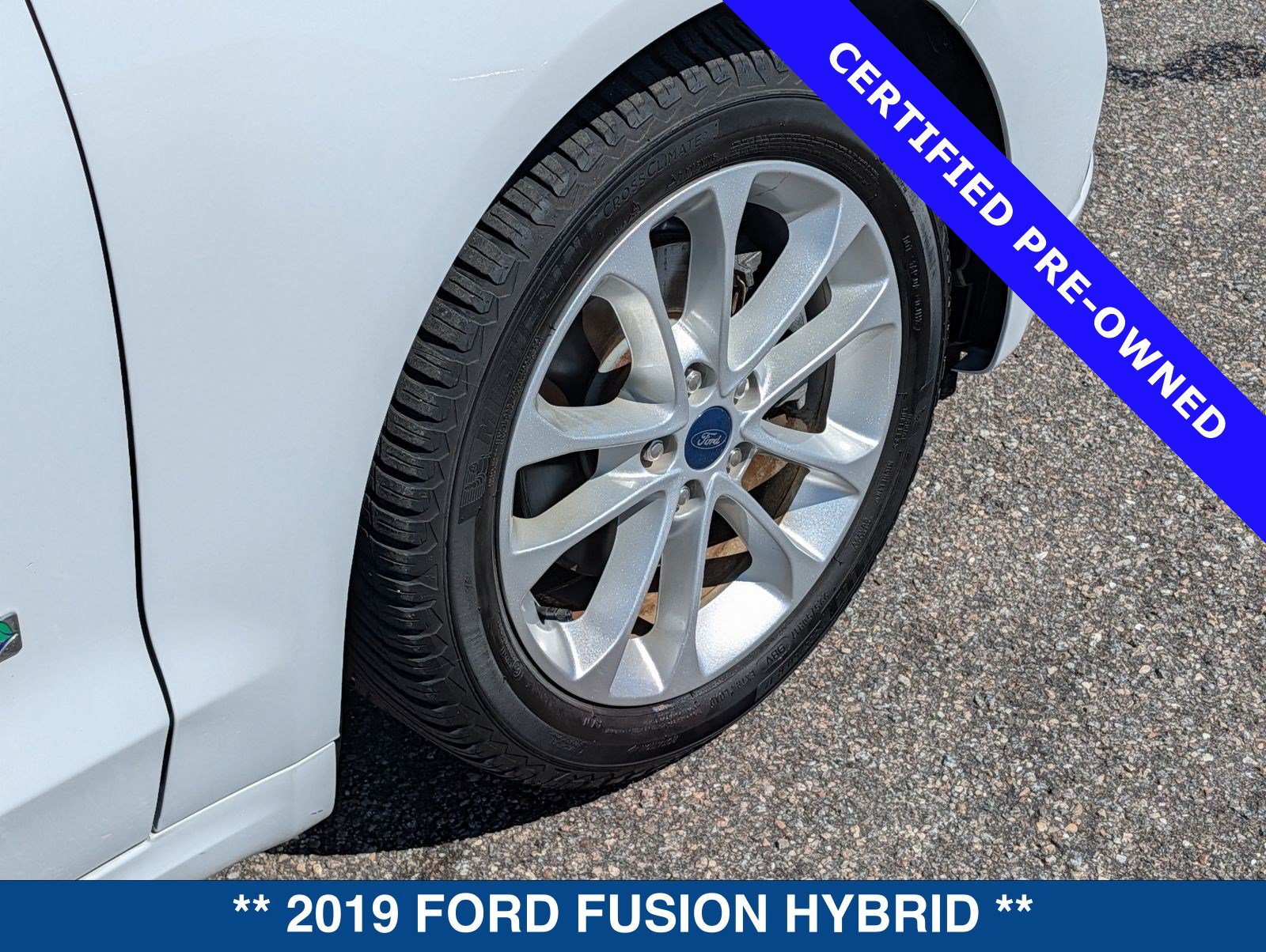 Certified 2019 Ford Fusion SE FWD image 13