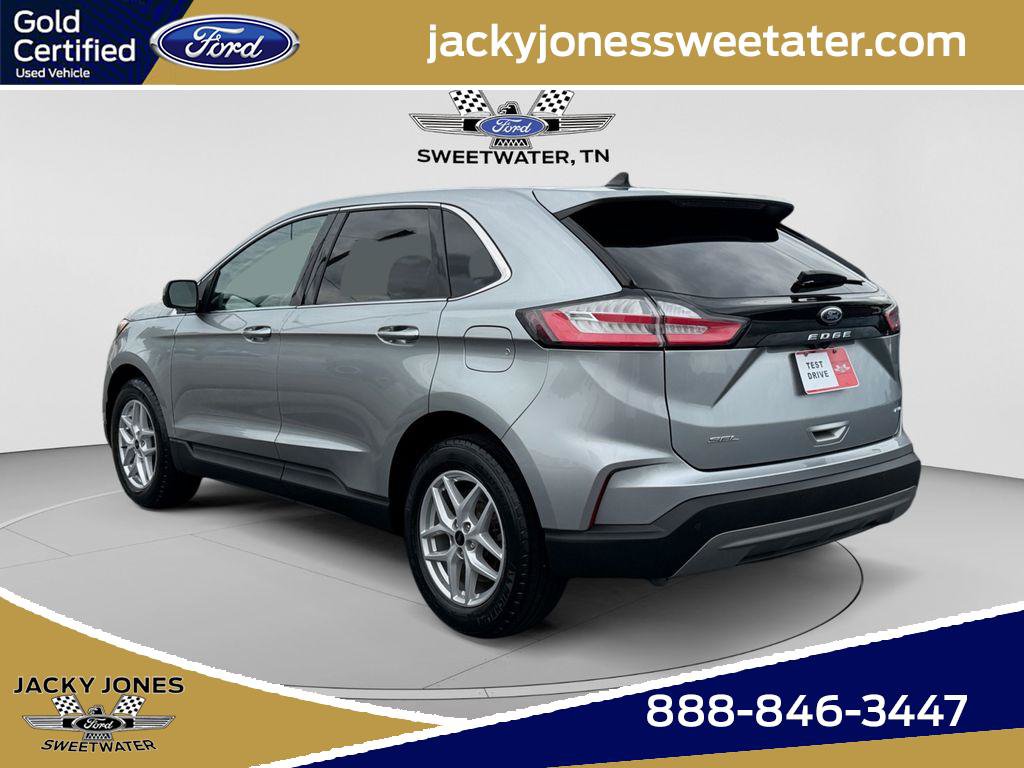 Certified 2024 Ford Edge SEL w/ Convenience Package AWD/4WD image 3