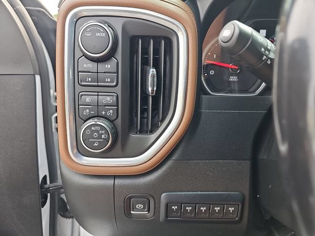 Used 2022 Chevrolet Silverado 3500 High Country w/ Safety Package II AWD/4WD image 30
