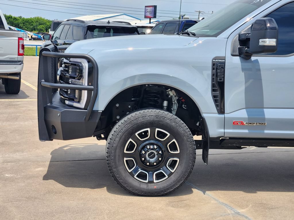 Certified 2026 Ford F250 Platinum AWD/4WD image 9