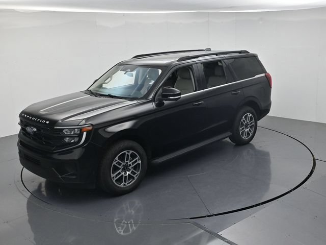 Certified 2025 Ford Expedition Active AWD/4WD image 47