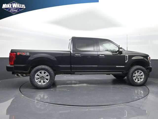 Certified 2022 Ford F250 Platinum w/ FX4 Off-Road Package AWD/4WD image 8