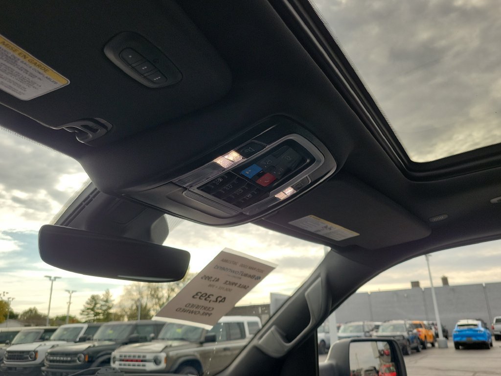 Used 2025 RAM 1500 Big Horn AWD/4WD image 32