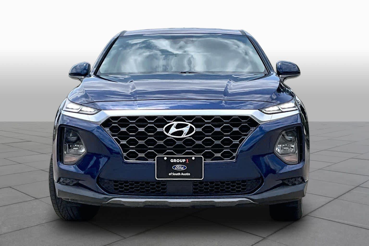 Used 2019 Hyundai Santa Fe SE FWD image 4