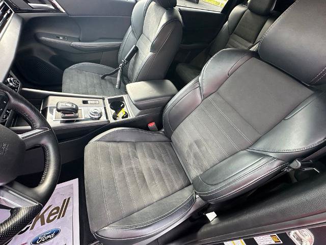 Used 2024 Mitsubishi Outlander SE AWD/4WD image 16