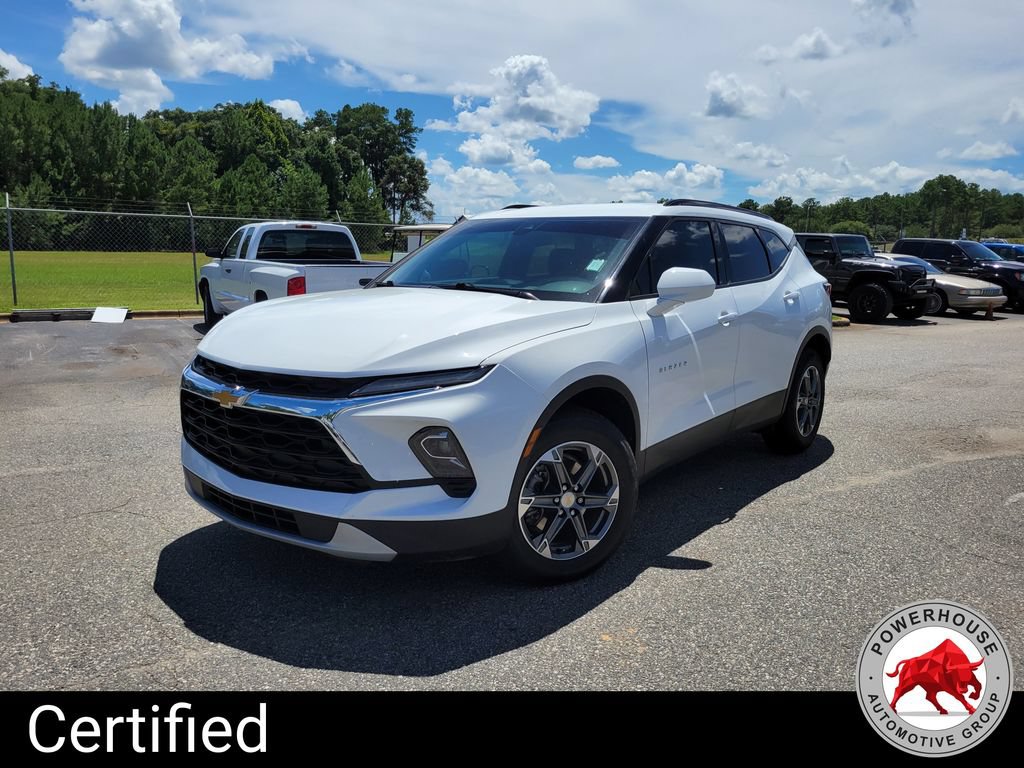 Used 2024 Chevrolet Blazer LT w/ Convenience Package FWD image 2