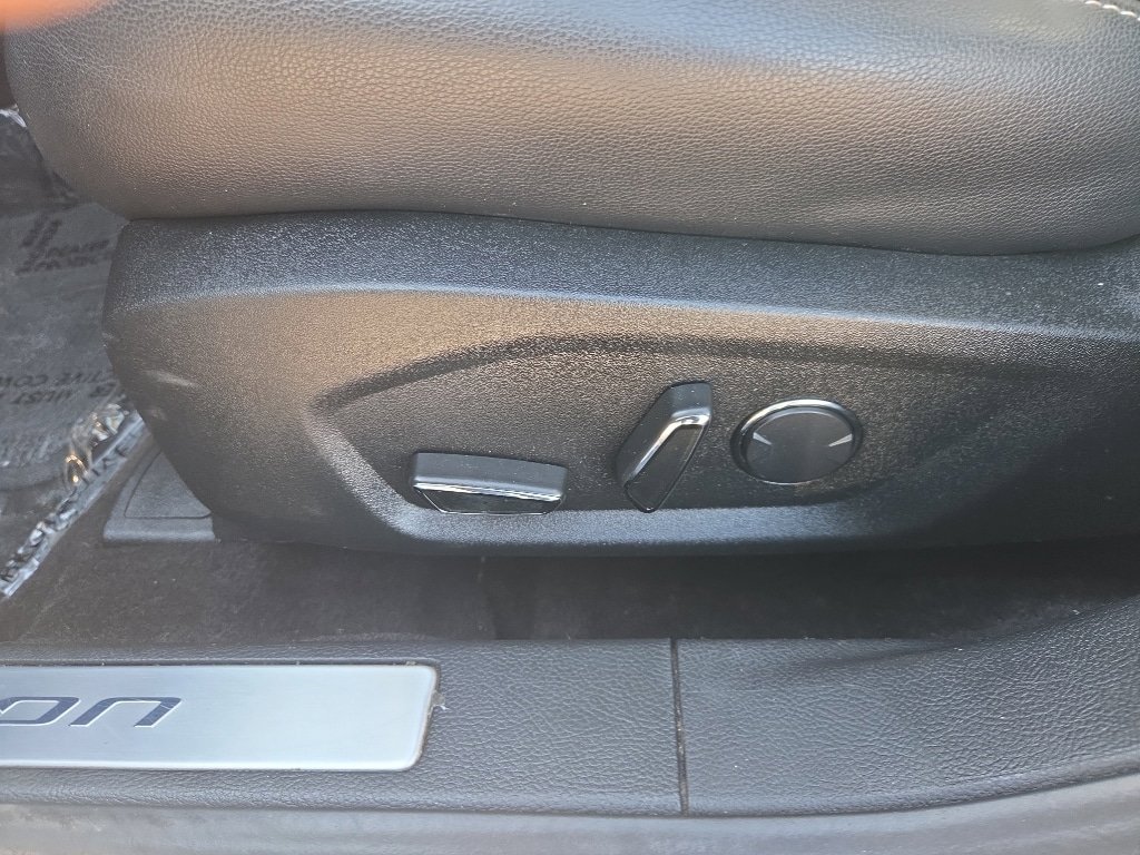 Certified 2019 Ford Fusion Titanium AWD/4WD image 21