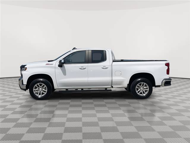 Used 2022 Chevrolet Silverado 1500 LT AWD/4WD image 2