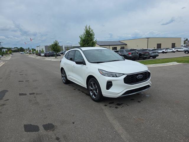 Certified 2024 Ford Escape ST-Line w/ Tech Pack #1 AWD/4WD image 3