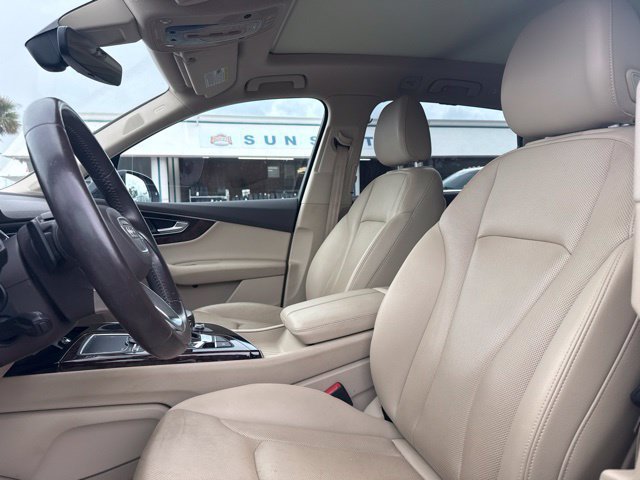 Used 2019 Audi Q7 3.0T Prestige w/ Prestige Package AWD/4WD image 8