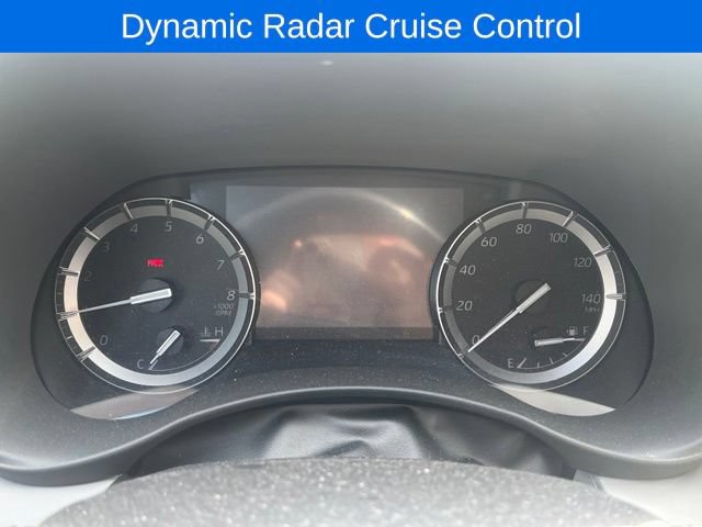 Used 2020 Toyota Highlander XLE AWD/4WD image 13