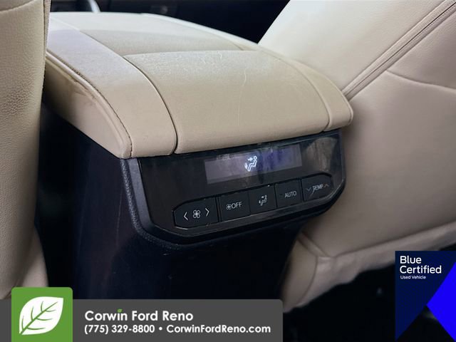 Used 2023 Toyota Highlander XLE image 29