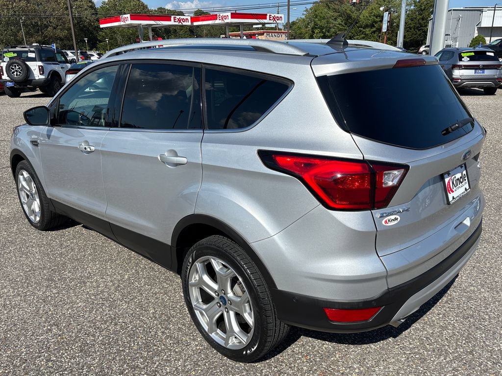 Certified 2019 Ford Escape Titanium AWD/4WD image 29